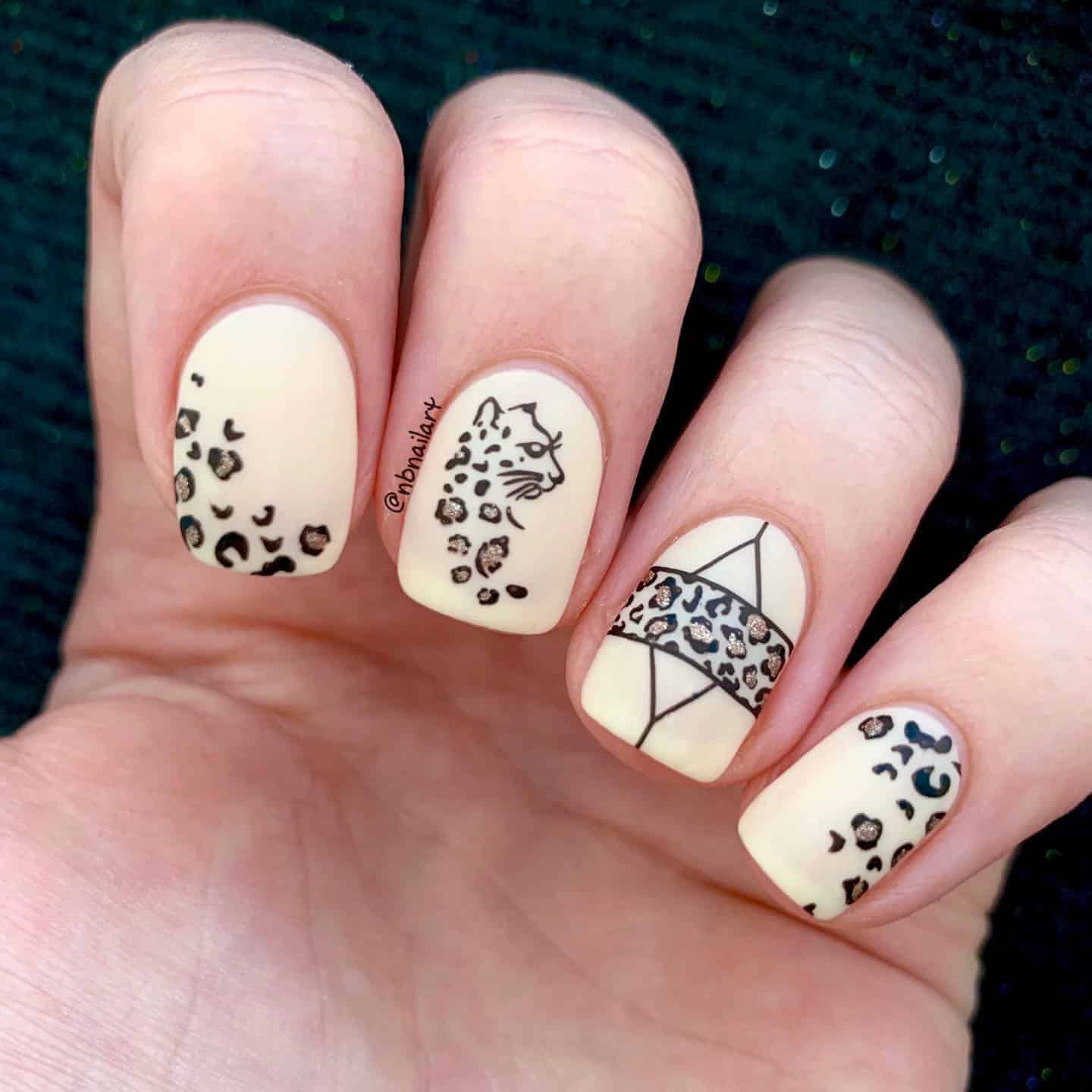 Home - Gingerbread Nails
